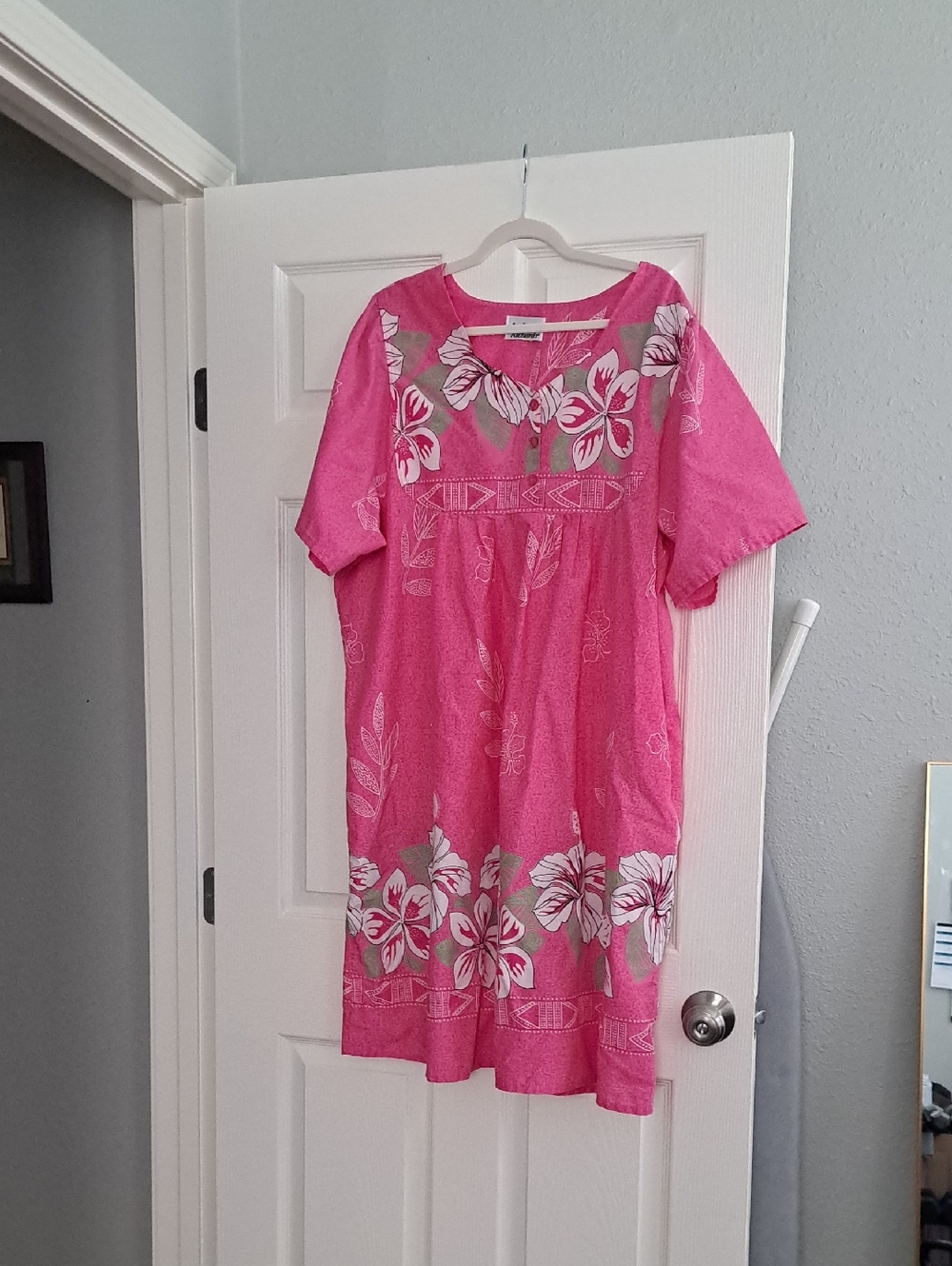 MUMU w/pockets! 9/1